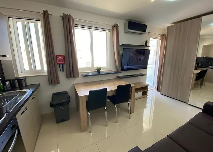 Lovely 1-Bedroom Fully Equipped Rental Unit